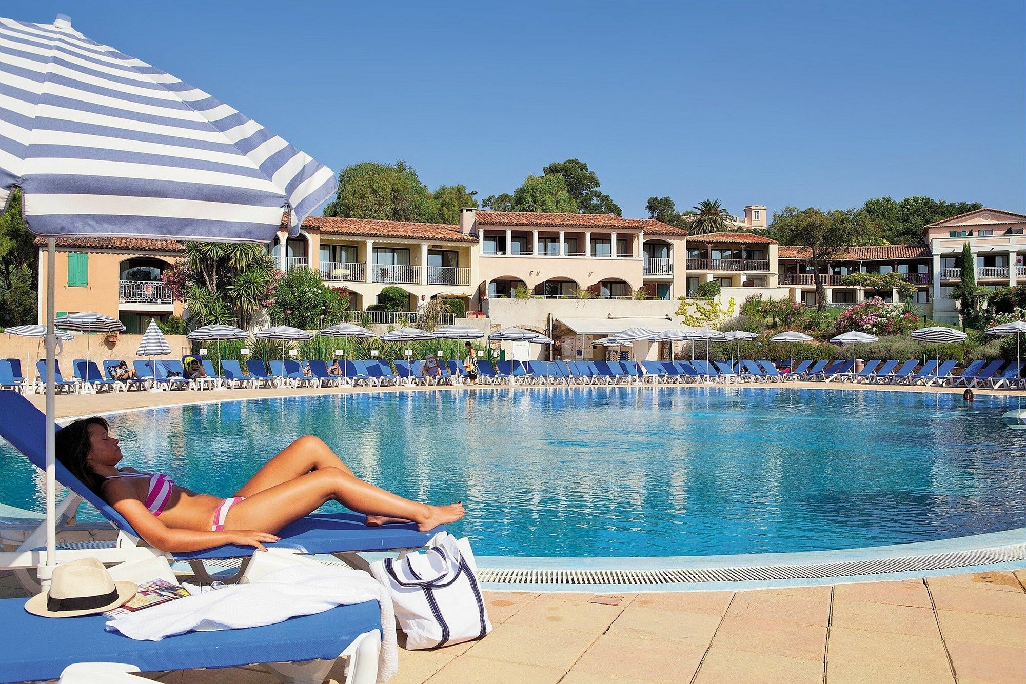 Residence Pierre & Vacances Les Parcs De Grimaud Luaran gambar